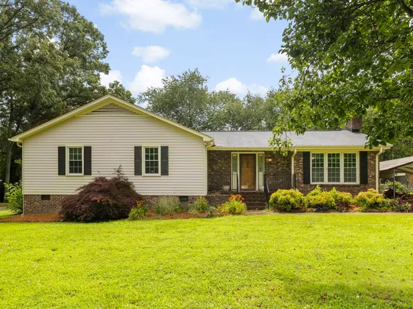 200 Barry Dr, Greer, SC 29650