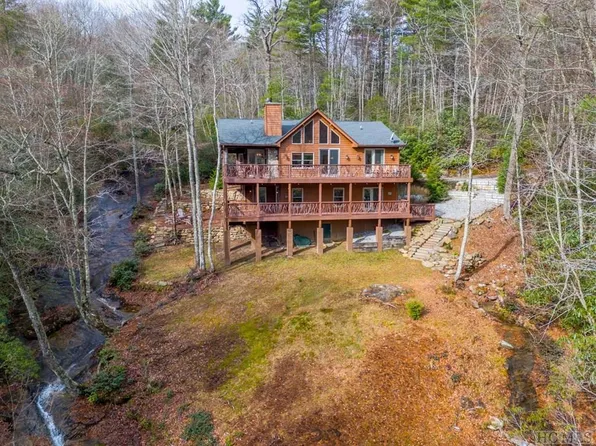 44 Mica Court, Sapphire, NC 28774