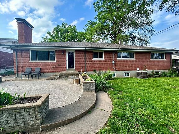 2nd image of 6100 Deerwood Dr