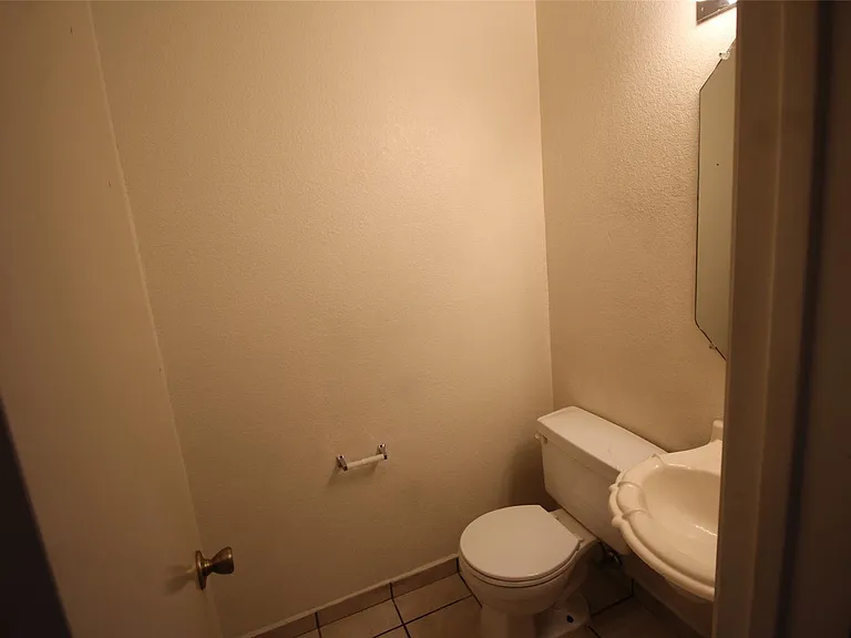 8622 Piney Creek Bnd — Photo 14