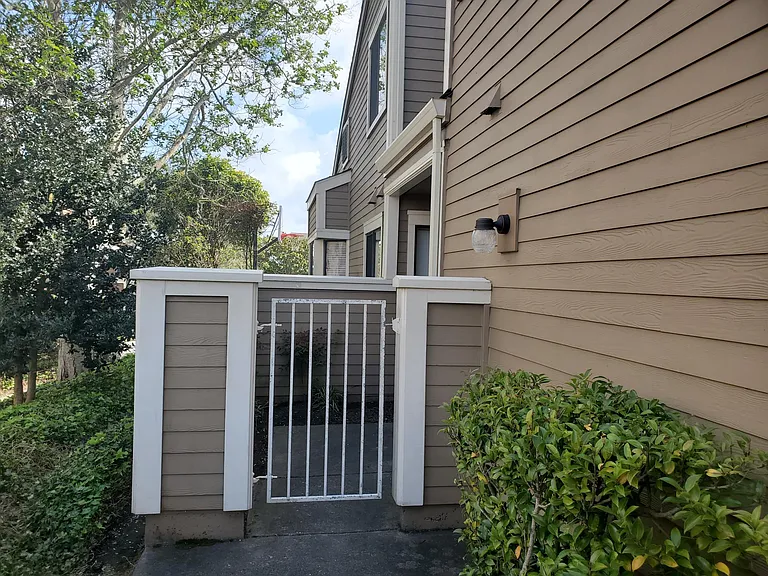 284 Crown Cir — Photo 10
