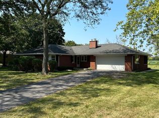 27W750 Robin Ln, Northwoods, IL 60185