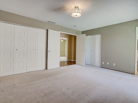 4th image of 8040 Mesa Oak Way
