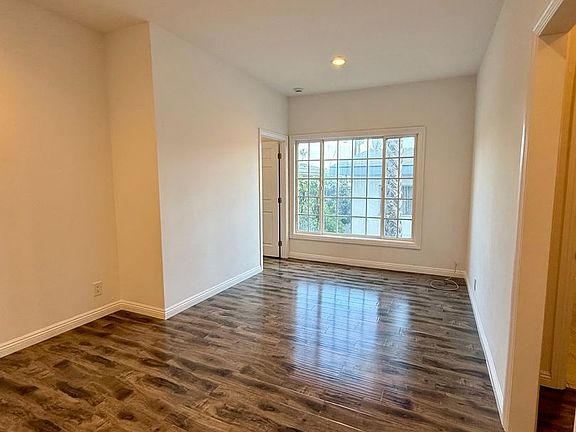 5th image of 1534 Winona Blvd APT 207
