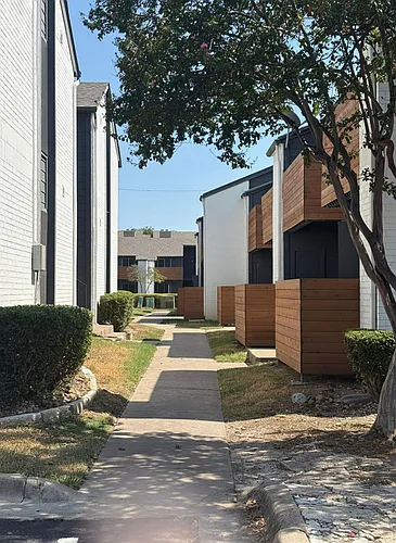 Skye at Austin Photo 1