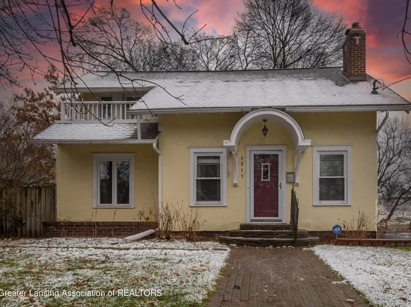 1711 Bradley Ave, Lansing, MI 48910