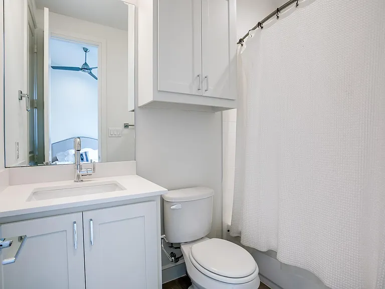 5122 Capitol Ave #103 — Photo 10