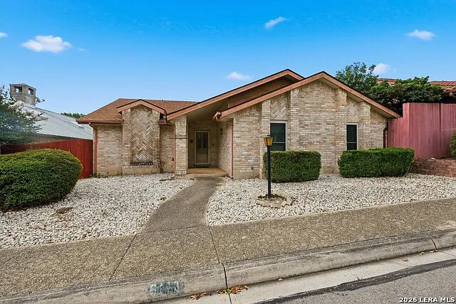 6118 Windy Knl — Photo 1