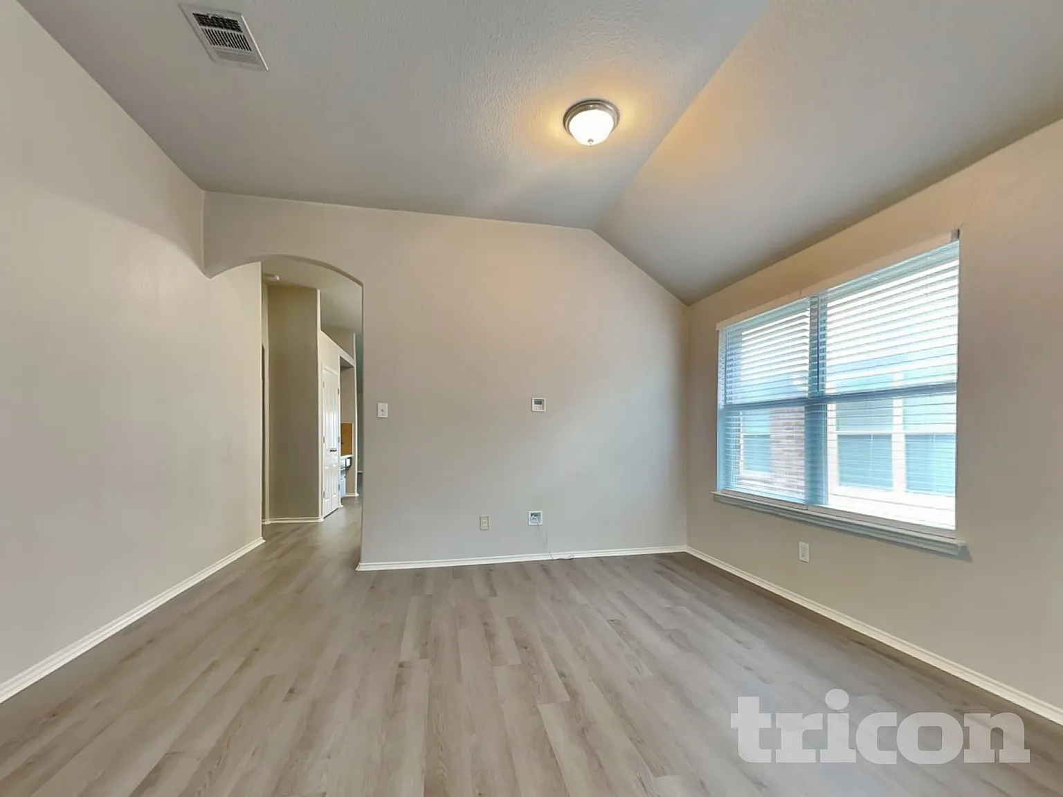 132 Snow Owl Hollow Buda TX — Photo 3