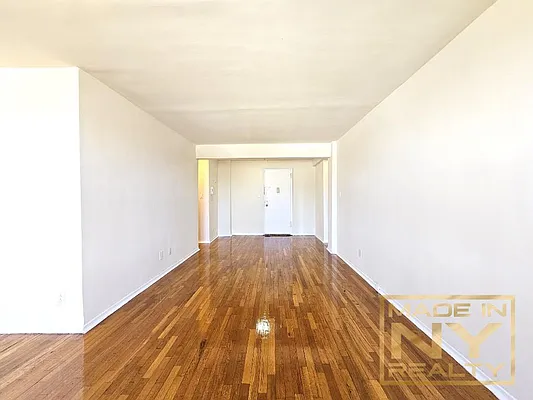 Rented by Made In NY Realty | media 6