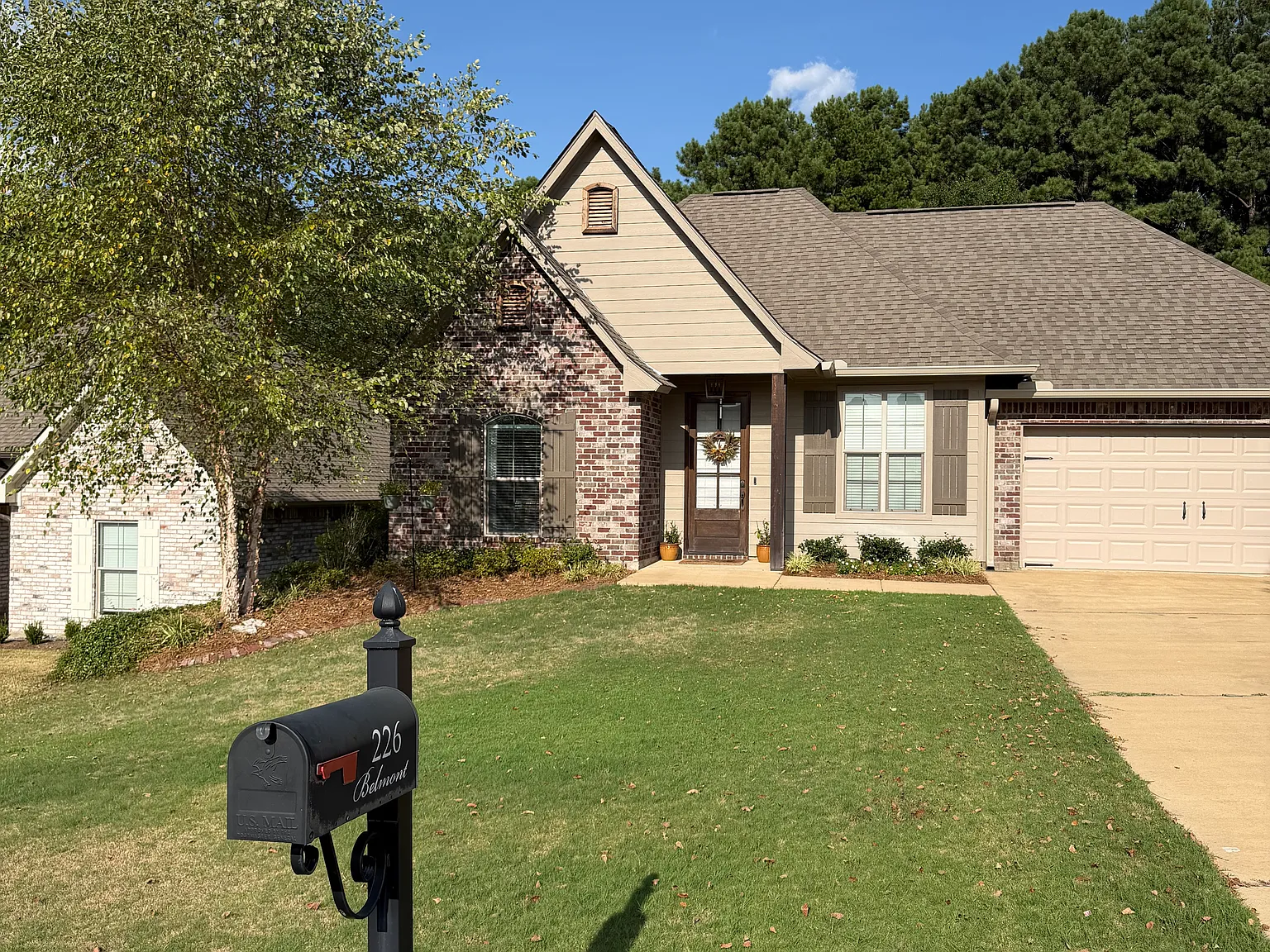 3 bed, 1522 sqft, $2,300 — Photo 1
