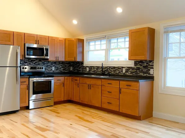 74-76 North Street, 74-76 N Street North St, Burlington, VT 05401