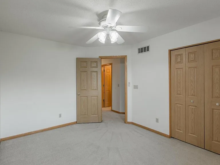 547 Woodduck Dr — Photo 13