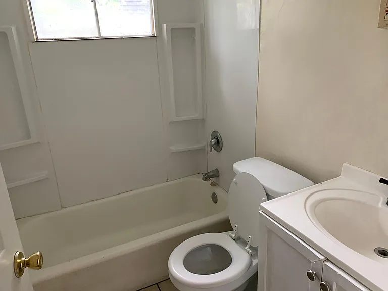 9532 Midland Blvd #3-C — Photo 10