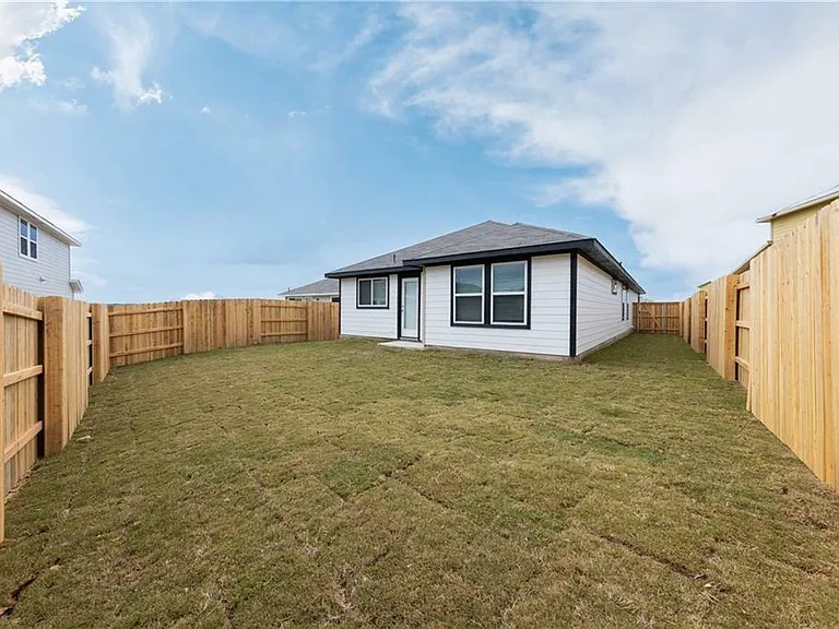 5705 Respinto Dr — Photo 18