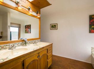 421 Chimaja Rd, Corrales, NM 87048