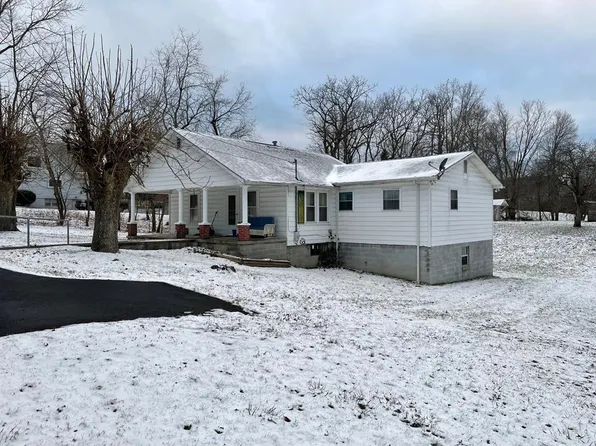 305 Sunset Dr, Beckley, WV 25801