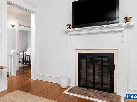 3rd image of 243 Shamrock Rd