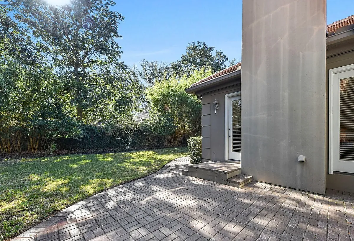 private backyard patio - 6717 Linford Ln