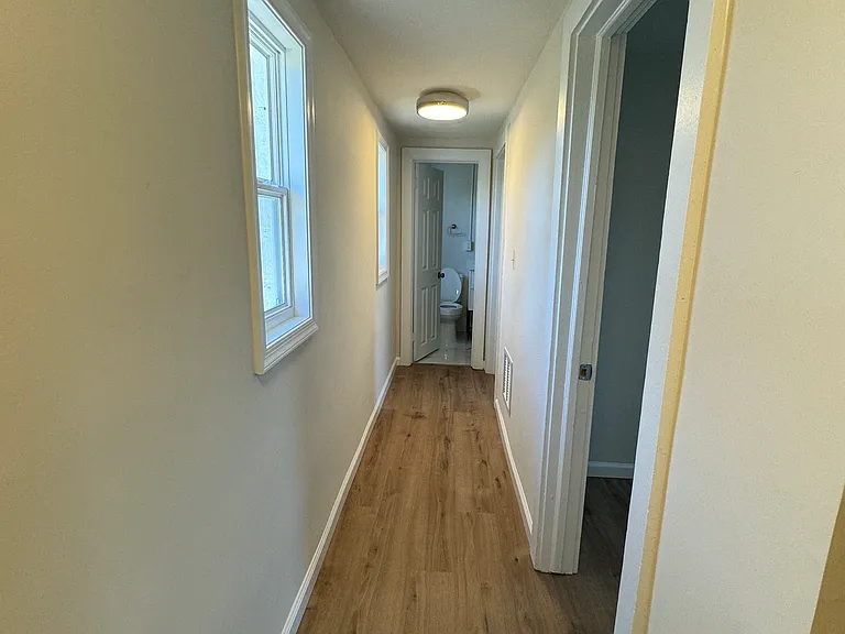 315 Palmer St #B — Photo 6