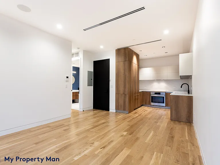 193 Moffat St #2A — Photo 7