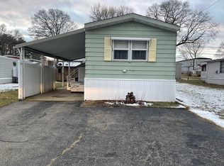 23 Holly Rd, Taunton, MA 02780