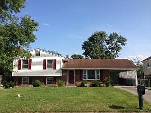 2nd image of 408 Clubhouse Dr