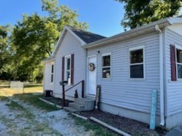 2505 Charleston Ave, Mattoon, IL, 61938