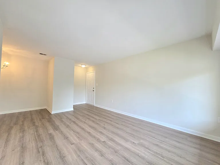 9569 Coggs Bill Dr #201 — Photo 5