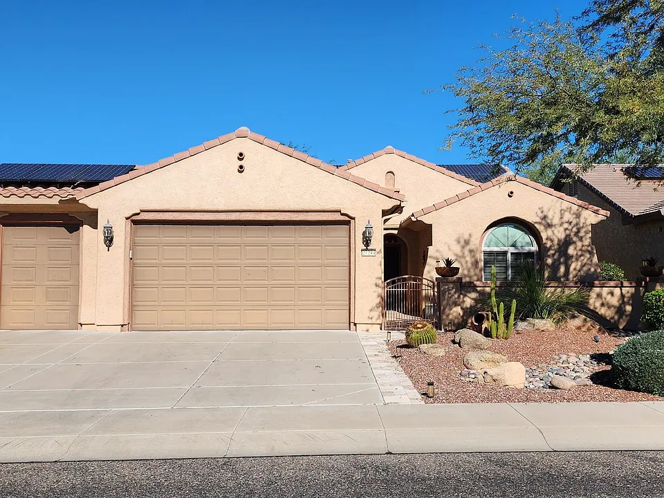 27244 W Potter Dr