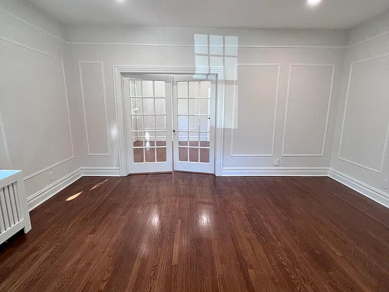 27 Oakwood Ave #1 — Photo 2