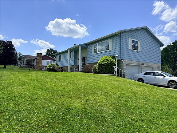 2nd image of 15955 Park Avenue Ext