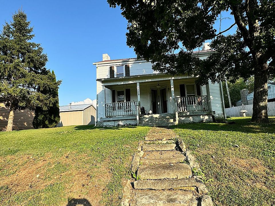 1st image of 101 Valley Dr