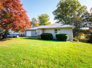 1120 Howell Ave, East Palestine, OH 44413