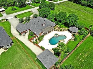 407 Old Wharton Rd, East Bernard, TX 77435