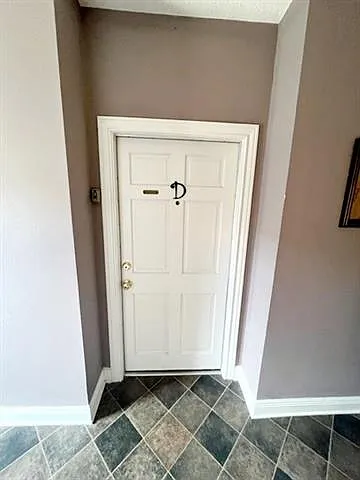 323 Morgan St #D — Photo 6