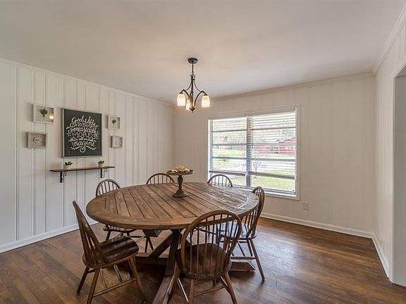 4th image of 502 Jo Ann Dr SE