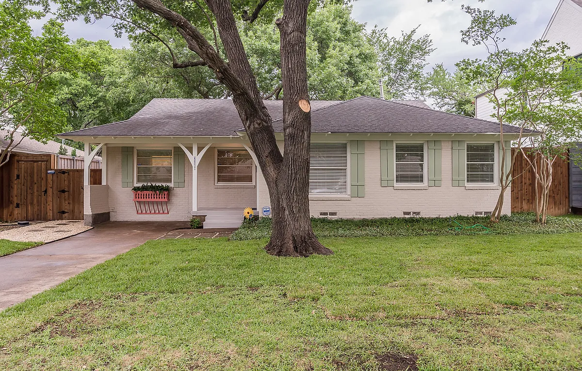 Building Photo - 4037 Park Ln