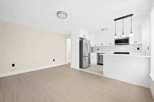 358 Dean St Photo 1