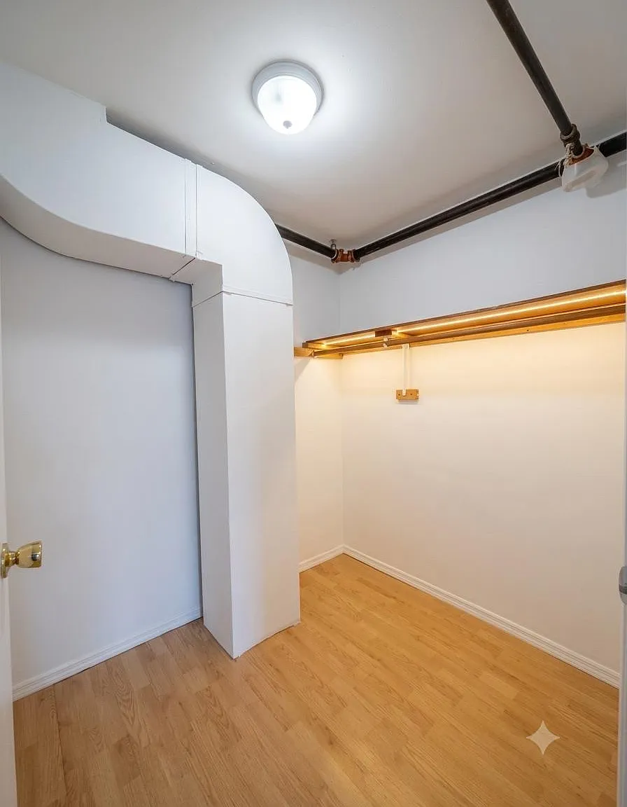 4 bed, 2.0 bath, 1800 sqft, $2,995 — Photo 3