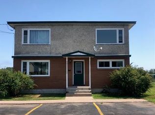 2004 Longyear Ave APT A, Marquette, MI 49855