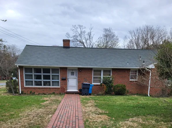 569 Dillard Rd SW, Roanoke, VA 24014