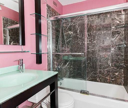 5th image of 88 W Schiller St APT 2808L