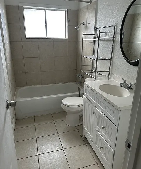 4911 Longfellow Blvd — Photo 6