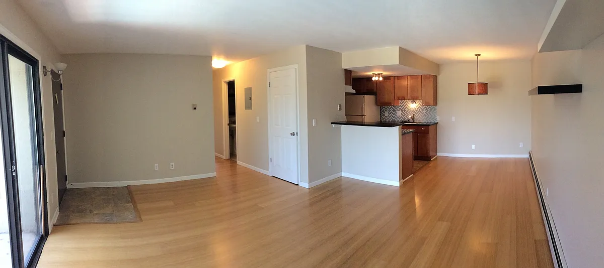 Building Photo - 625 Manhattan Pl #311
