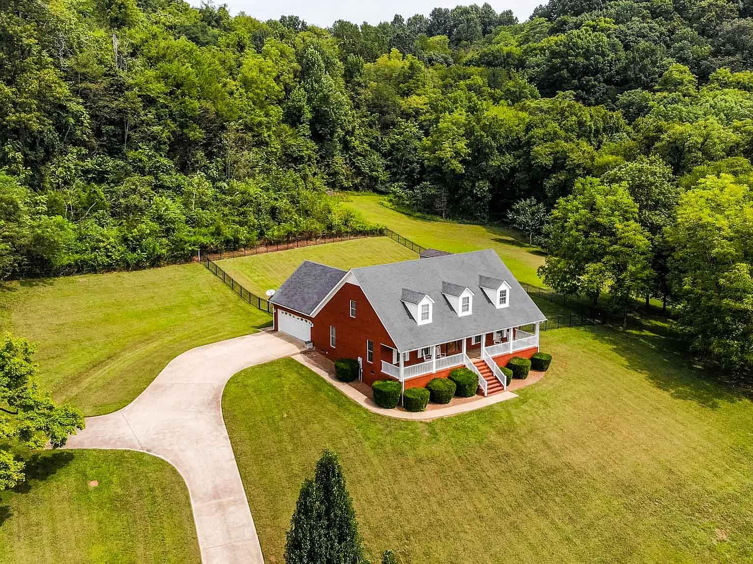 360 Cobb Ln, Pulaski, TN 38478 Zillow