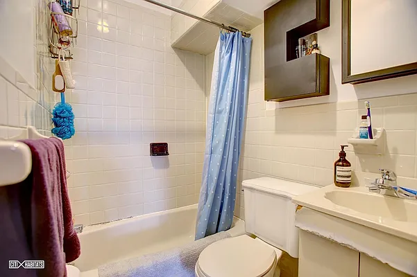 Rented by Citi Habitats | media 9