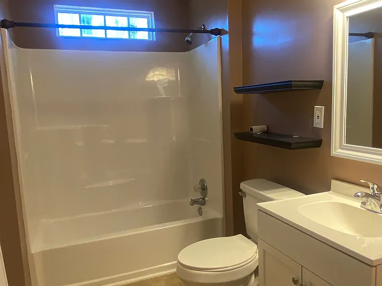 226 Lynn Rd — Photo 10