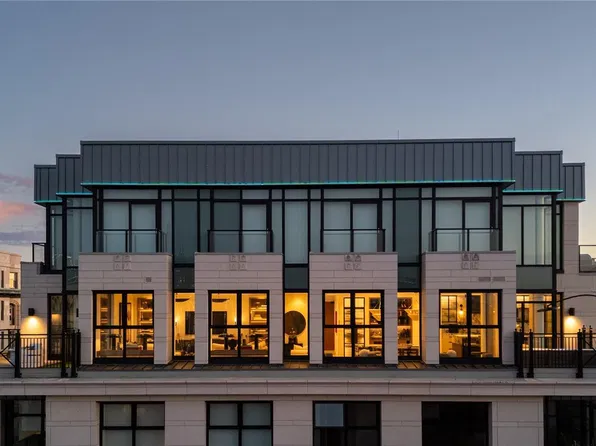 888 Government St #601, Victoria, BC V8W 1Z3
