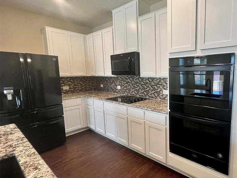 5100 Lazy Court Dr — Photo 6